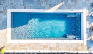 Read more about the article Signs of Unprofessional Pool Contractors