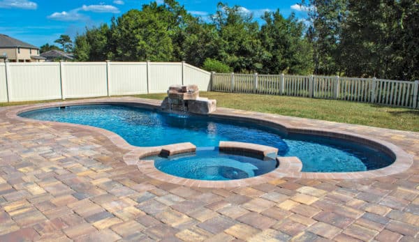 leak-crack-fiberglass-pool-palm-beach-florida