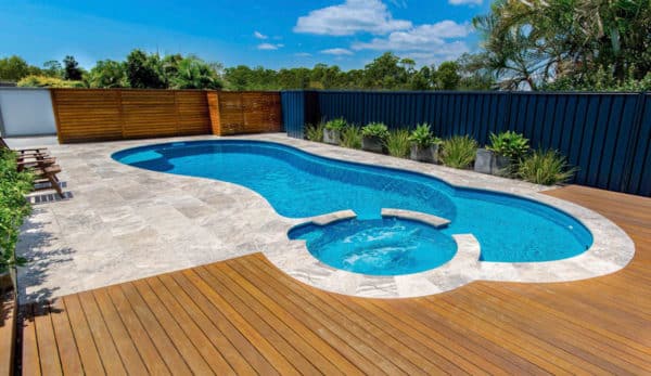 Read more about the article Fiberglass Pool Jupiter:  The Allure a Perfect Fit
