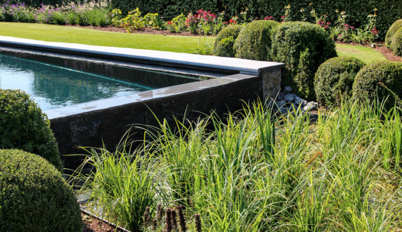 Leisure-Pools_Cube_34_Ebony-Blue_EU_2019-1-of-1-7-800x463