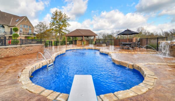 Leisure-Pools_Mediterranean_40_Sapphire-Blue_US_2012-2-600x347