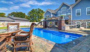 Read more about the article Difference Between Pool Contractors and Pool Builders