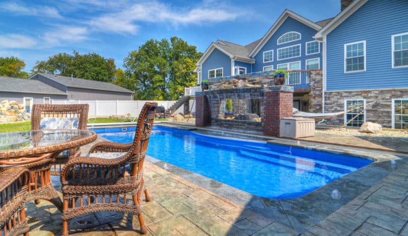 Leisure-Pools_Moroccan_34_Sapphire-Blue_US_2018-800x463 - Copie