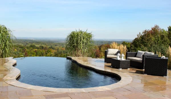 Leisure-Pools_Riviera_34_Ebony-Blue_US_2019-1-of-1-14-600x347