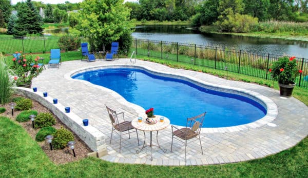Leisure-Pools_Riviera_34_Sapphire-Blue_US_2016-1-of-1-3-600x347