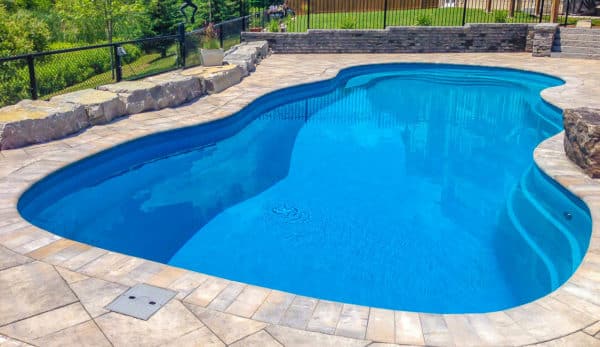 High-quality swimming pool showcasing durable finishes and professional craftsmanship.