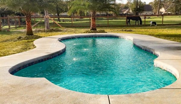 LeisurePools_Eclipse_30_Aquamarine_US_2015-600x347