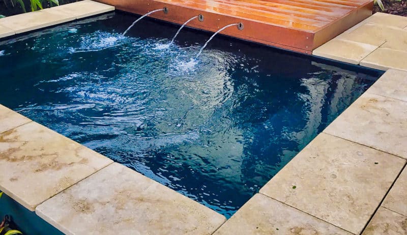 LeisurePools_FijiPlunge_EbonyBlue_AU_2015-1-800x463