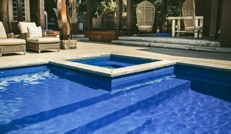 LeisurePools_Icon_40_SapphireBlue_CA_2017-1-800x463 (2)