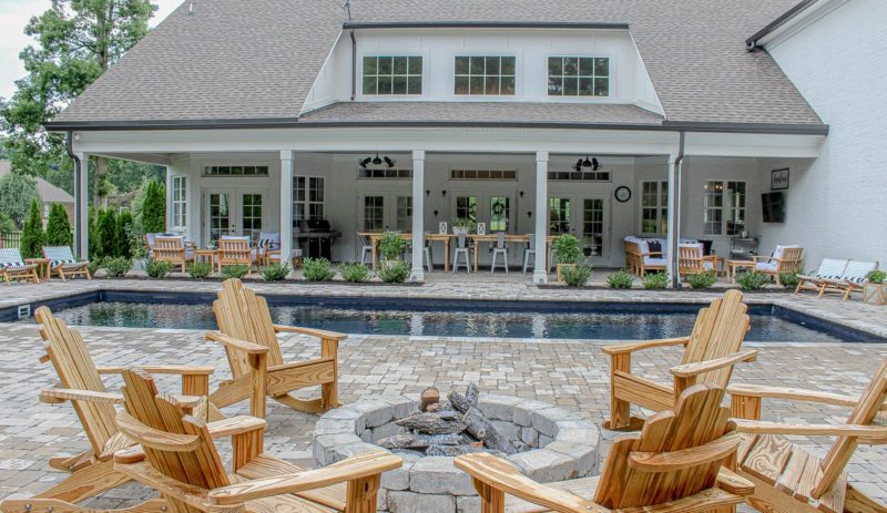 LeisurePools_Ininity_40_EbonyBlue_US_2017-7-800x463