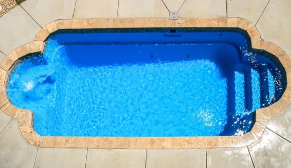LeisurePools_Roman_23_CrystalBlue_AU_2009-600x347