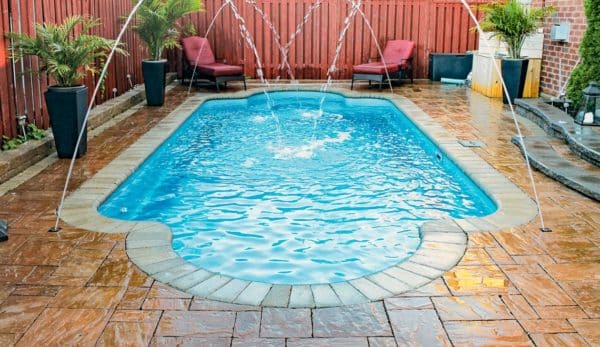 LeisurePools_Roman_23_CrystalBlue_AU_2014-600x347 (1)
