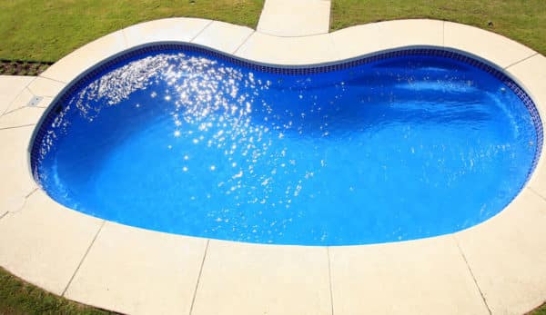 LeisurePools_Tuscany_23_SapphireBlue_AU_2009-600x347 (1)