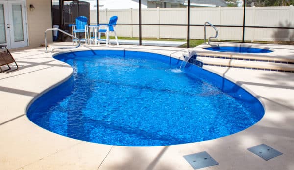 LeisurePools_Tuscany_23_SapphireBlue_US_2018-600x347 (1)
